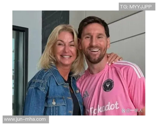 足球巨星梅西的爱情生活揭秘他与妻子的甜蜜故事与家庭生活